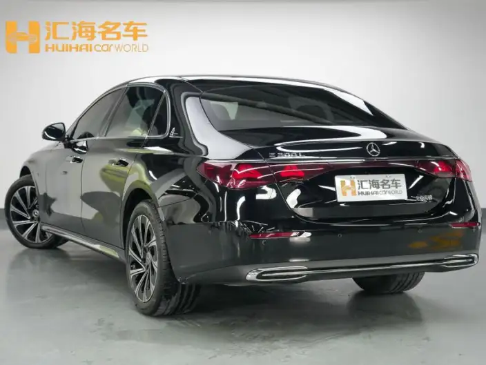 Mercedes-Benz E-Class 2024 Model E 300 L Luxury Model sedan – фото 4