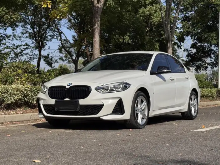 BMW 1 Series 2021 Model Facelift 120i M Sports Night Edition – фото 1