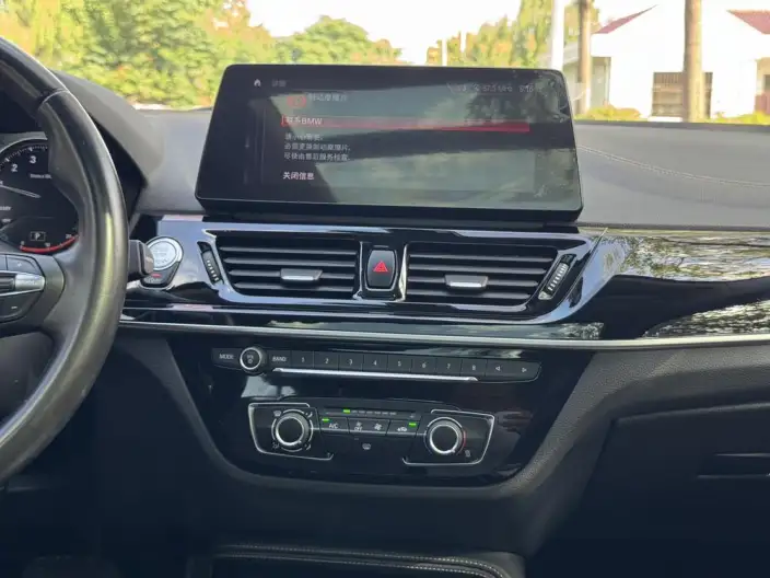 BMW 1 Series 2021 Model Facelift 120i M Sports Night Edition – фото 10