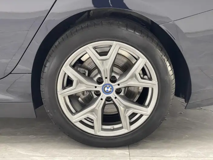 BMW i3 2023 Model eDrive35L – фото 9
