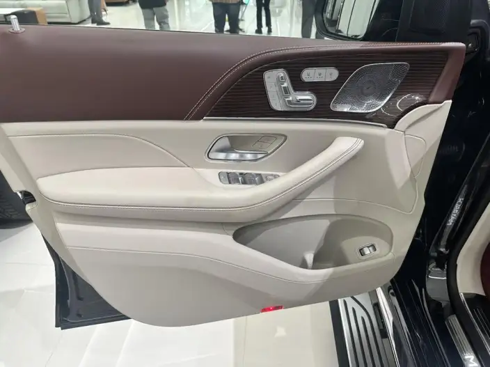 Maybach GLS 2022 Model GLS 480 4MATIC – фото 10
