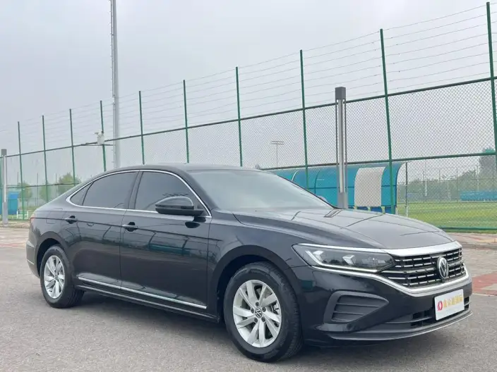 Volkswagen Passat 2022 Model 280TSI Business Edition – фото 3