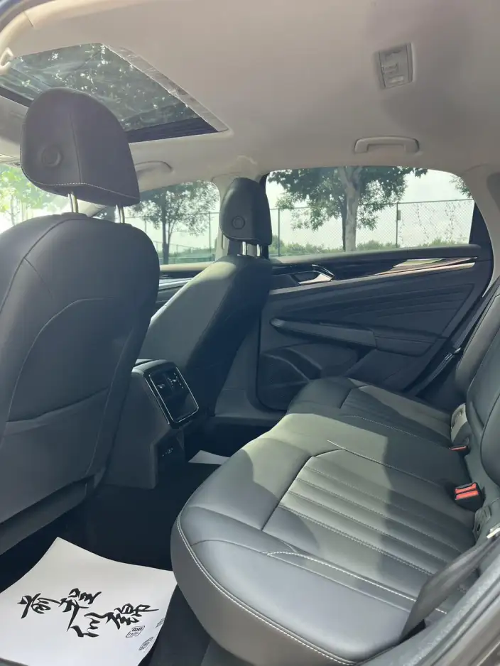 Volkswagen Passat 2022 Model 280TSI Business Edition – фото 7