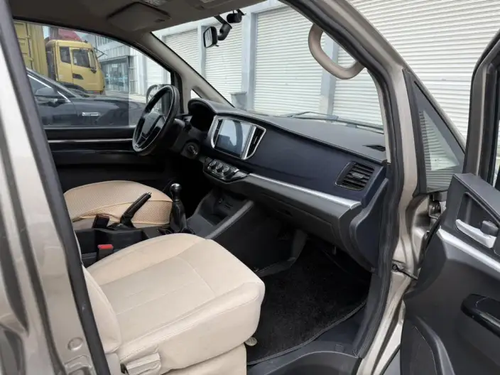 Lingzhi 2020 Model M5 1.6L 7 seat Luxury Model – фото 9