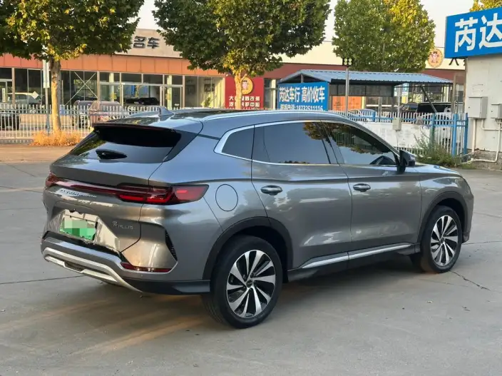 BYD Song PLUS EV 2023 Model Champion Edition 520KM Luxury Model – фото 6