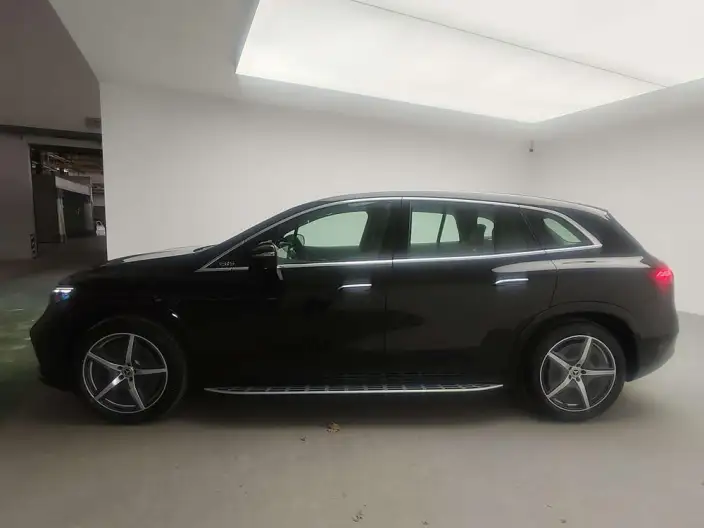 Mercedes-Benz EQS SUV 2025 Model EQS 500 4MATIC – фото 3
