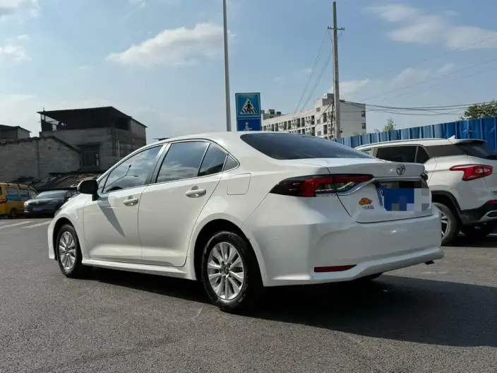 Toyota Corolla 2021 Model 1.5L CVT Elite Edition – фото 4