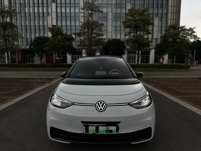 Volkswagen ID.3 2023 Model Pure Smart Edition – фото 2