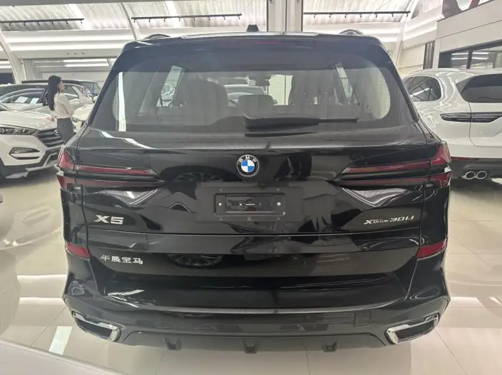 BMW X5 2025 Model xDrive30Li Exclusive Model M Sports Night Set – фото 4