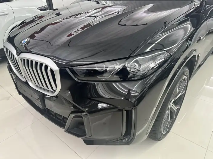 BMW X5 2025 Model xDrive30Li Exclusive Model M Sports Night Set – фото 6