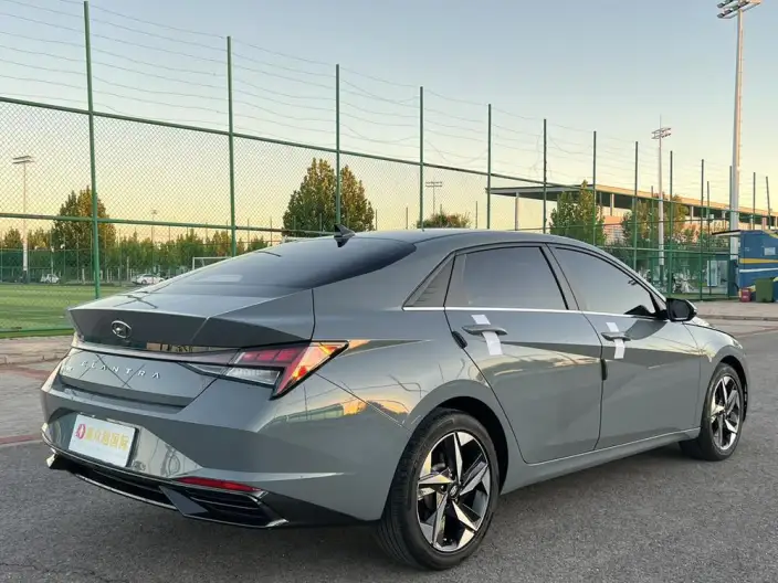 Hyundai Ioniq 2022 Model 1.5L CVT LUX Premium Edition – фото 5