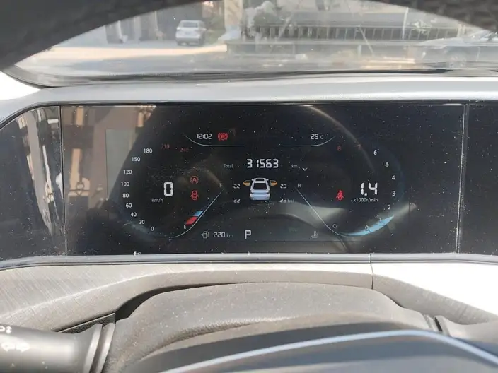 Changan Eado 2023 Model PLUS Changxiang Edition Blue whale NE 1.4T GDI DCT Noble Model – фото 6