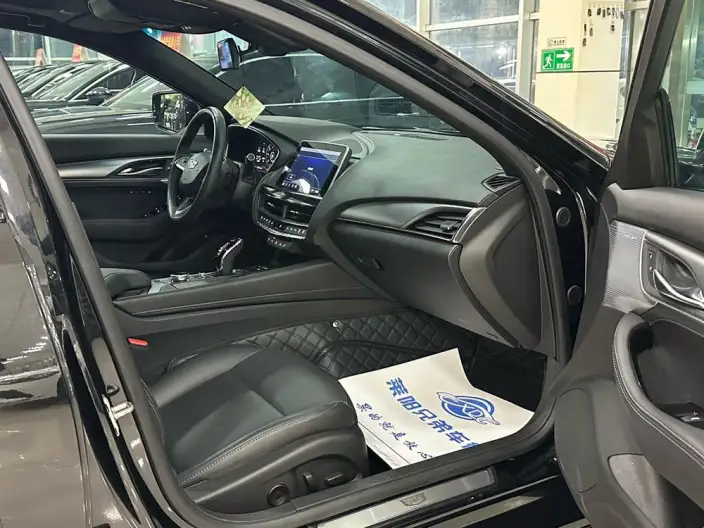 Cadillac CT5 2023 Model 28T Noble Model – фото 5