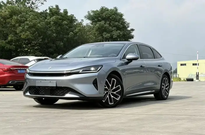 Baojun Enjoy Realm PHEV 2025 Model 140km Deluxe Edition