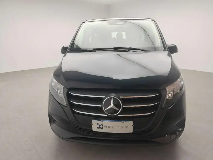Viano 2024 Model 2.0T Business Edition 7 seat – фото 2