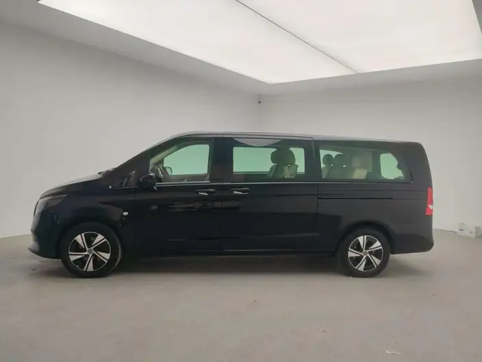Viano 2024 Model 2.0T Business Edition 7 seat – фото 3