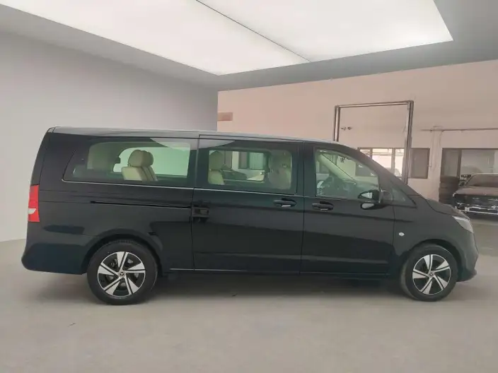 Viano 2024 Model 2.0T Business Edition 7 seat – фото 6