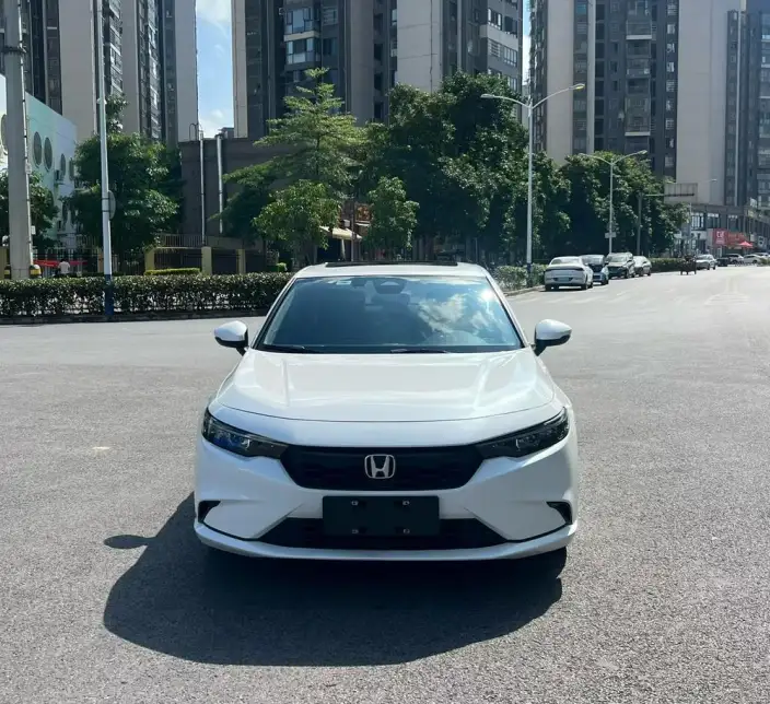Model Ge 2023 Model 240TURBO CVT Leading version – фото 2