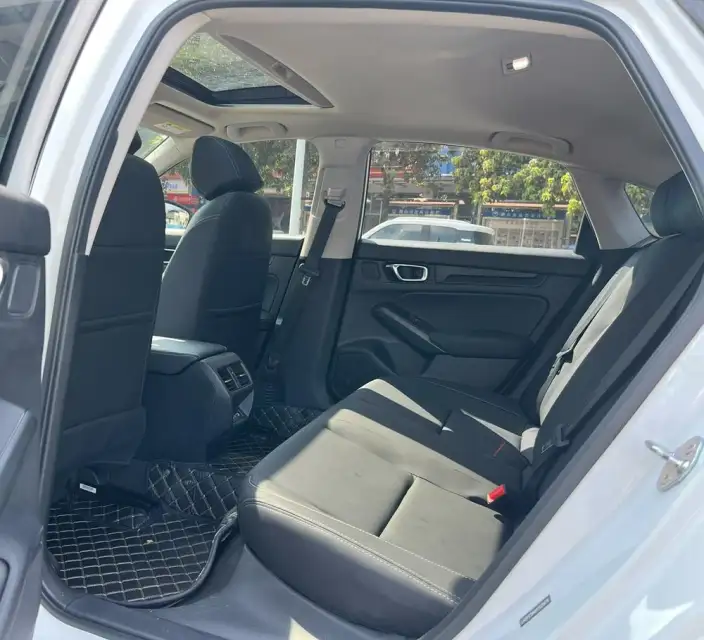 Model Ge 2023 Model 240TURBO CVT Leading version – фото 10