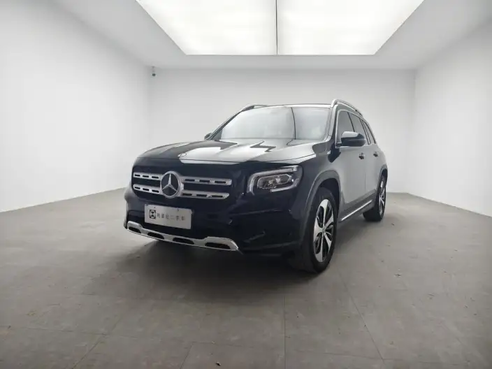 Mercedes-Benz GLB 2023 Model GLB 220 Fashion Model – фото 1