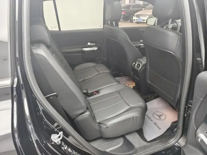 Mercedes-Benz GLB 2023 Model GLB 220 Fashion Model – фото 9