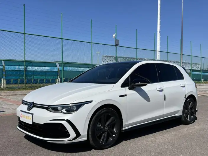 Volkswagen Golf 2023 Model Facelift 280TSI DSG R-Line Lite – фото 1