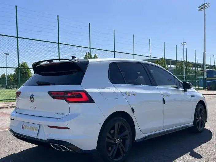 Volkswagen Golf 2023 Model Facelift 280TSI DSG R-Line Lite – фото 6