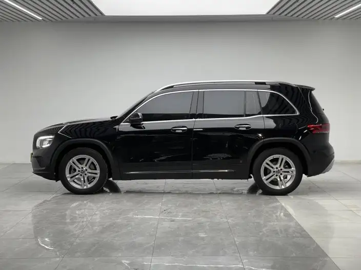 Mercedes-Benz GLB 2022 Model GLB 220 Dynamic Model – фото 4