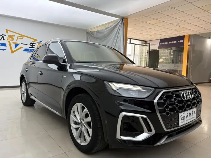 Audi Q5L 2022 Model Facelift 40T Luxury Dynamic Model – фото 3