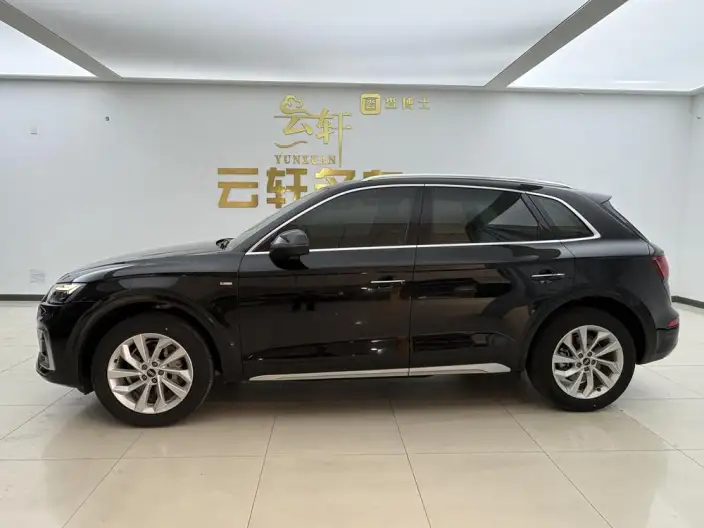 Audi Q5L 2022 Model Facelift 40T Luxury Dynamic Model – фото 4