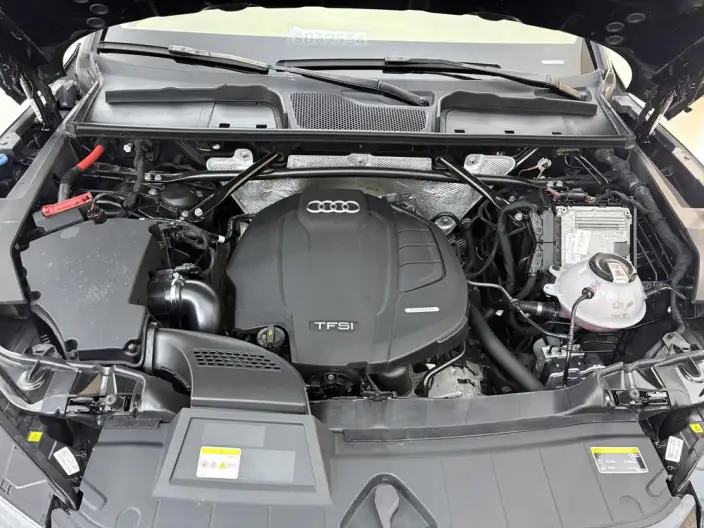 Audi Q5L 2022 Model Facelift 40T Luxury Dynamic Model – фото 8
