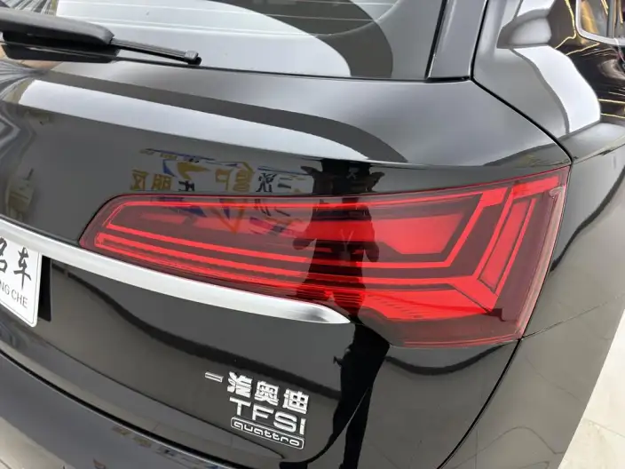 Audi Q5L 2022 Model Facelift 40T Luxury Dynamic Model – фото 10