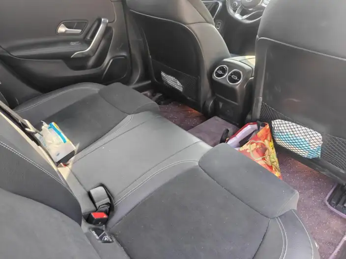 Mercedes-Benz A-class 2023 Model A 200 L Sports sedan Fashion Edition – фото 4