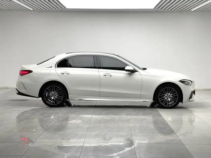 Mercedes-Benz C-Class 2023 Model Facelift C 260 L Sports Edition – фото 8