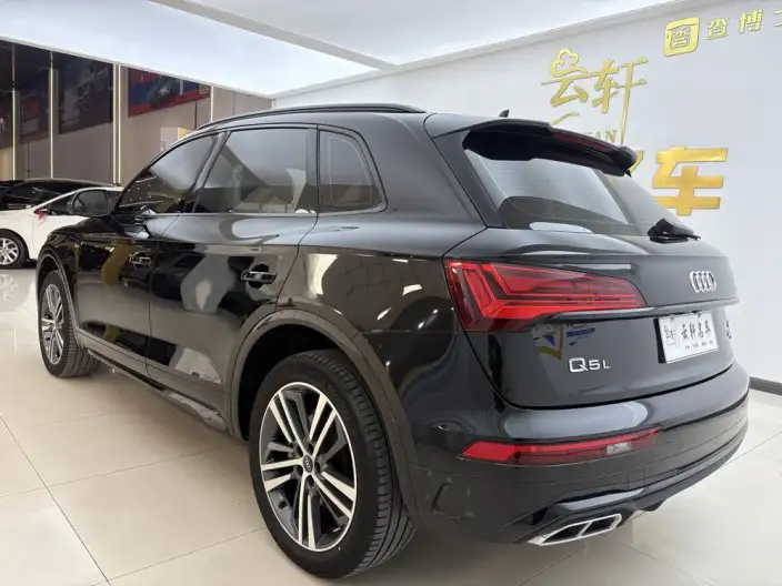 Audi Q5L 2023 Model 40T Luxury Dynamic Model – фото 5