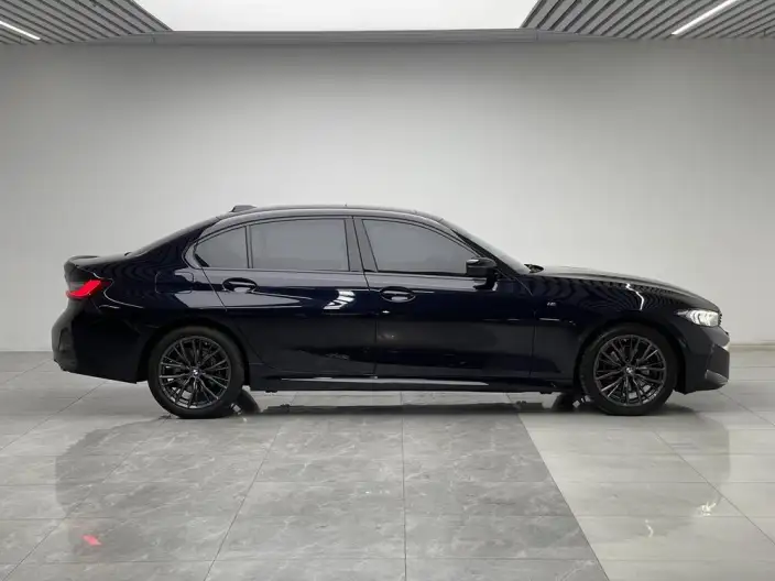 BMW 3 Series 2023 Model 325Li M Sports Night Set – фото 8