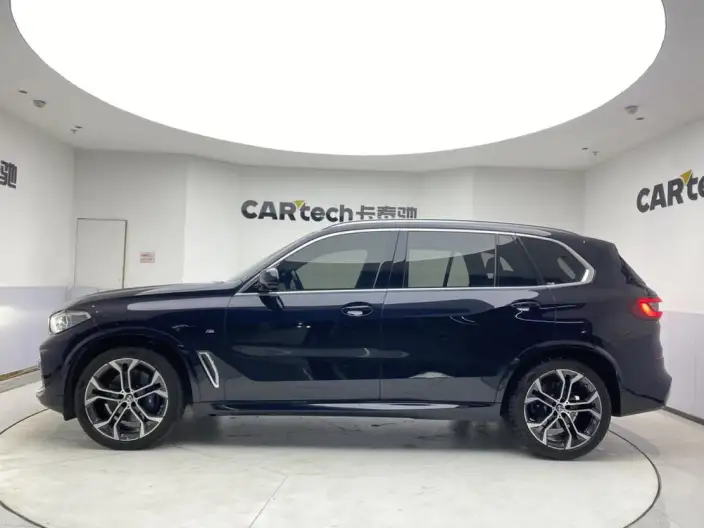 BMW X5 2022 Model Facelift xDrive 40Li Exclusive Model M Sports Set – фото 4