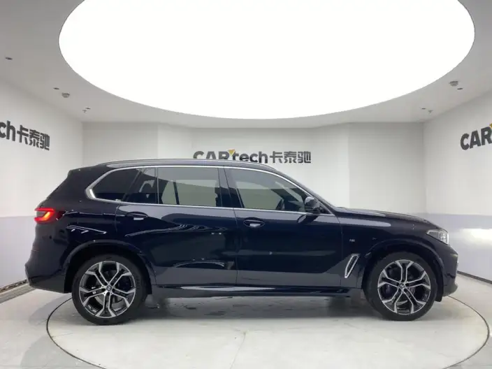 BMW X5 2022 Model Facelift xDrive 40Li Exclusive Model M Sports Set – фото 8