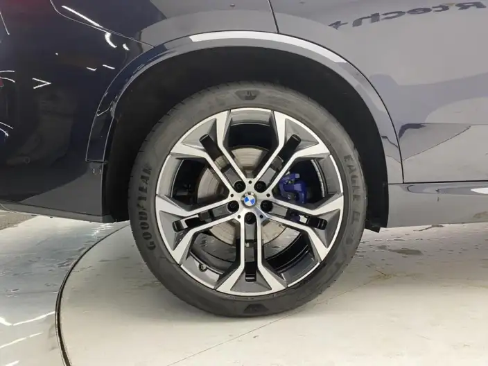 BMW X5 2022 Model Facelift xDrive 40Li Exclusive Model M Sports Set – фото 9