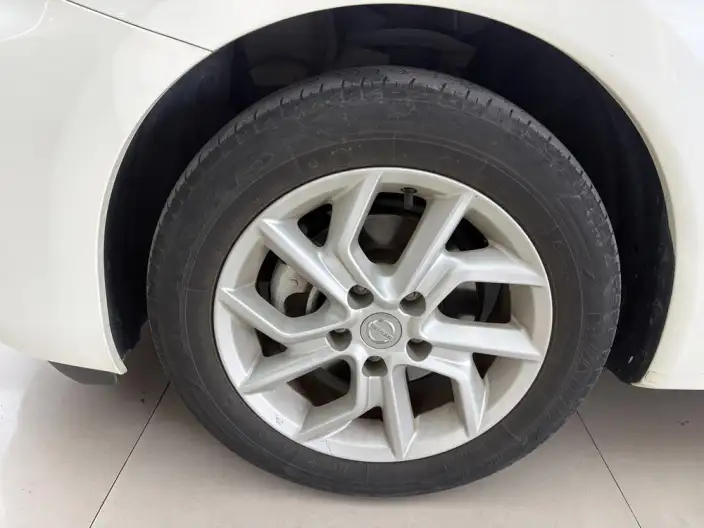 Nissan Tiida 2023 Model 1.6L CVT Zhixing Edition – фото 10
