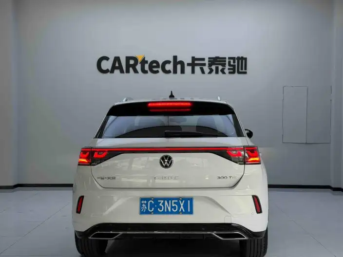 Volkswagen T-Roc 2023 Model 300TSI DSG Chenguang Edition – фото 6