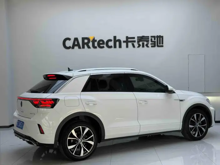 Volkswagen T-Roc 2023 Model 300TSI DSG Chenguang Edition – фото 7