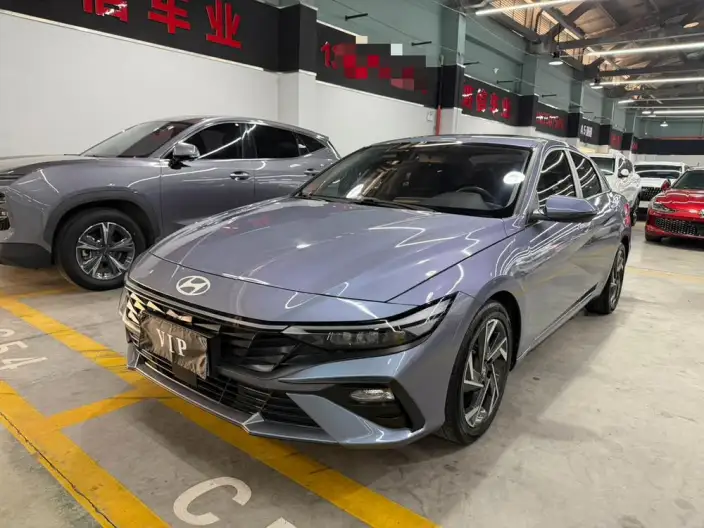Hyundai Ioniq 2023 Model 1.5L CVT GLX Elite Edition – фото 1