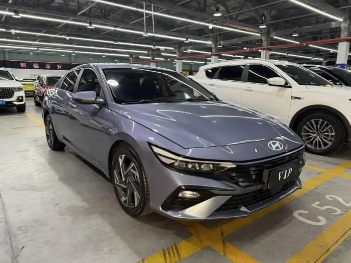 Hyundai Ioniq 2023 Model 1.5L CVT GLX Elite Edition – фото 3