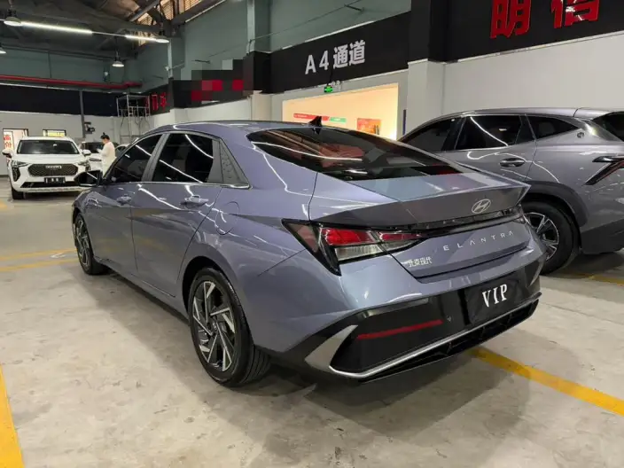 Hyundai Ioniq 2023 Model 1.5L CVT GLX Elite Edition – фото 4