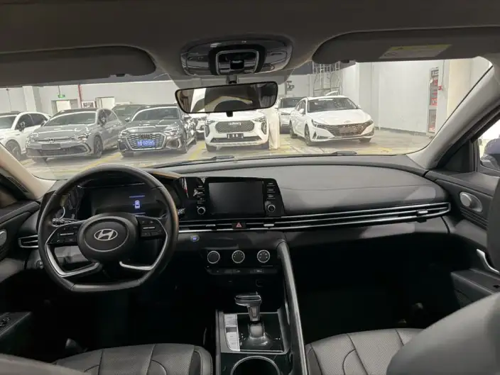Hyundai Ioniq 2023 Model 1.5L CVT GLX Elite Edition – фото 8