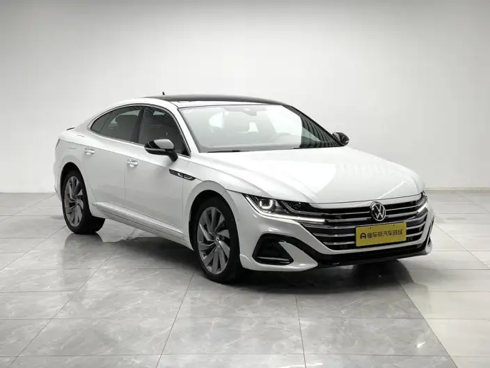 Volkswagen CC 2024 Model 380TSI Eye-catching version – фото 3