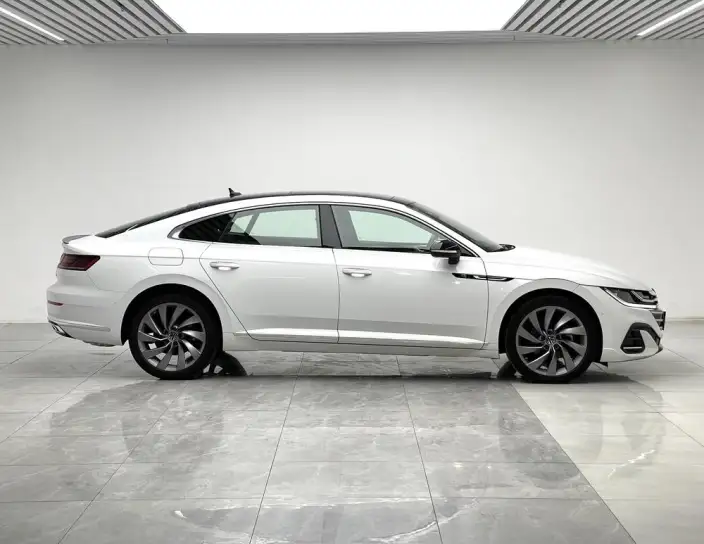 Volkswagen CC 2024 Model 380TSI Eye-catching version – фото 8