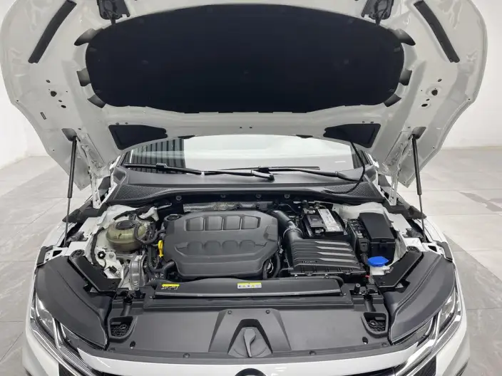 Volkswagen CC 2024 Model 380TSI Eye-catching version – фото 10