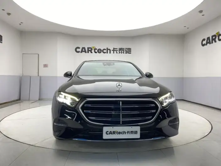 Mercedes-Benz E-Class 2024 Model E 300 L Luxury Model sedan – фото 2